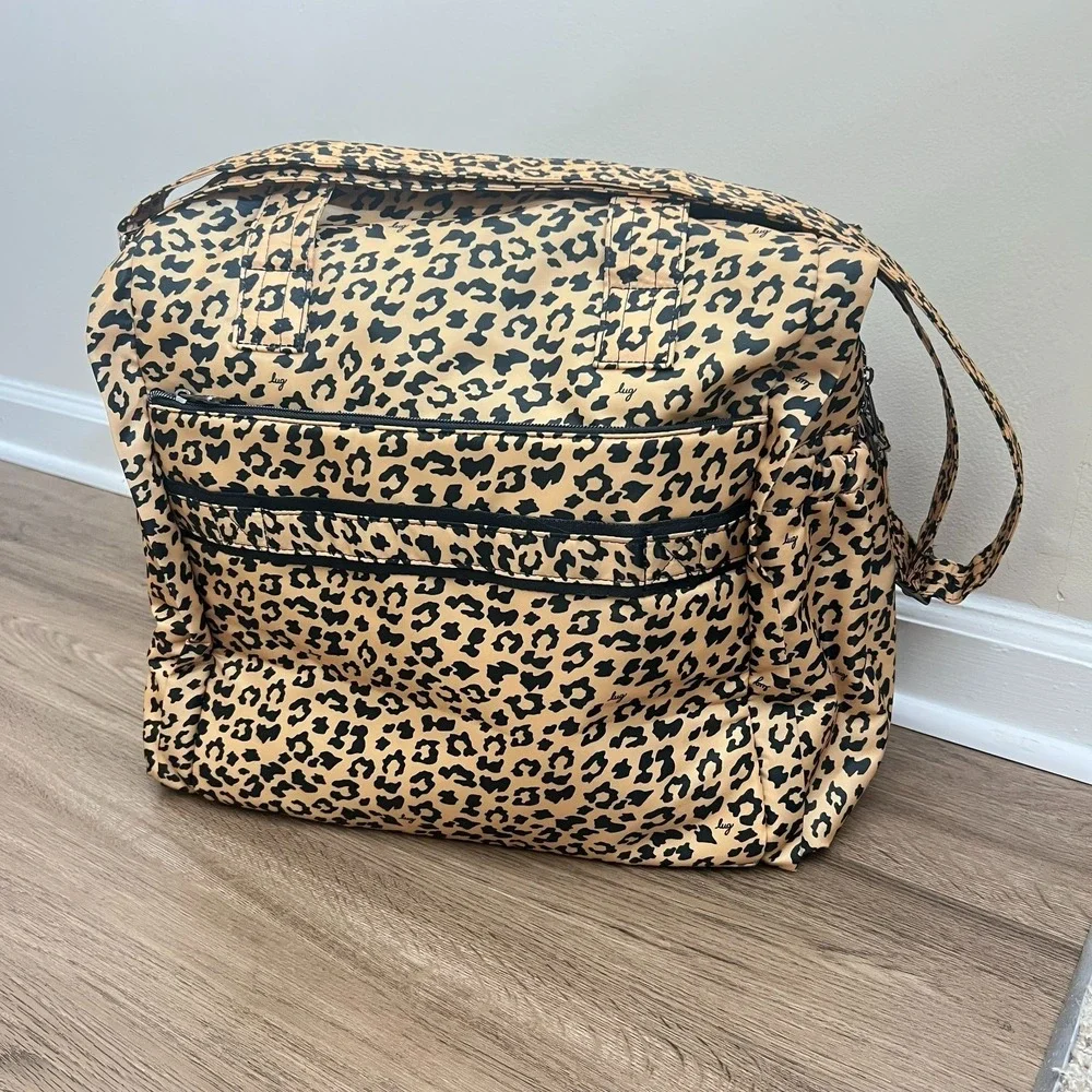 NWT‎ Lug Saunter Leopard Print Overnight Travel Weekender Duffel Bag with Pouch